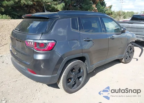 2021 Jeep Compass Altitude 4X4 из США, поврежденный, VIN 3C4NJDBB2MT504048